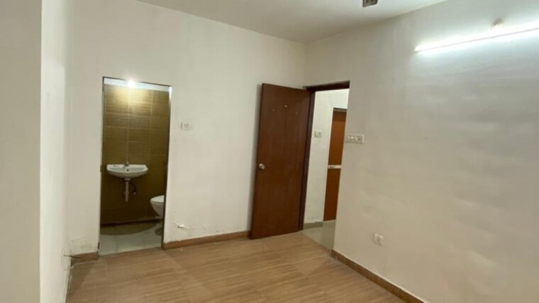 Room, db-orchid-ozone 1 Bedroom 625 Sq.Ft. Apartment In Dahisar East Mumbai 9424799