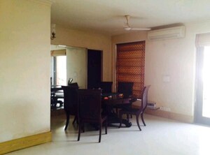 Living Room in 3 BHK Villa at Sector 21c – for Rent