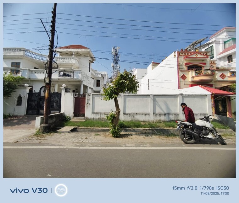 Exterior View, gomti nagar  3200 Sq.Yd. Plot In Gomti Nagar Lucknow 9424801