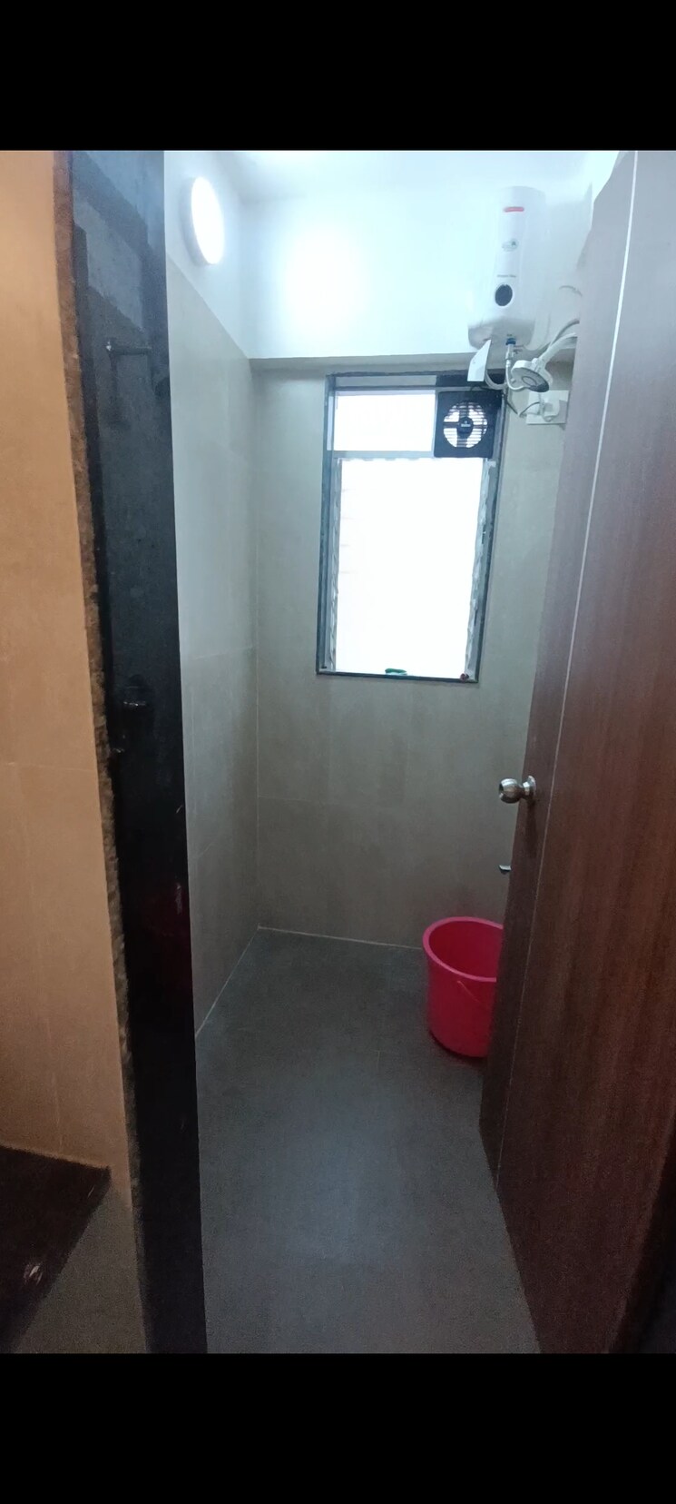 Bathroom, dadar west 1 Bedroom 415 Sq.Ft. Apartment In Dadar West Mumbai 9424803