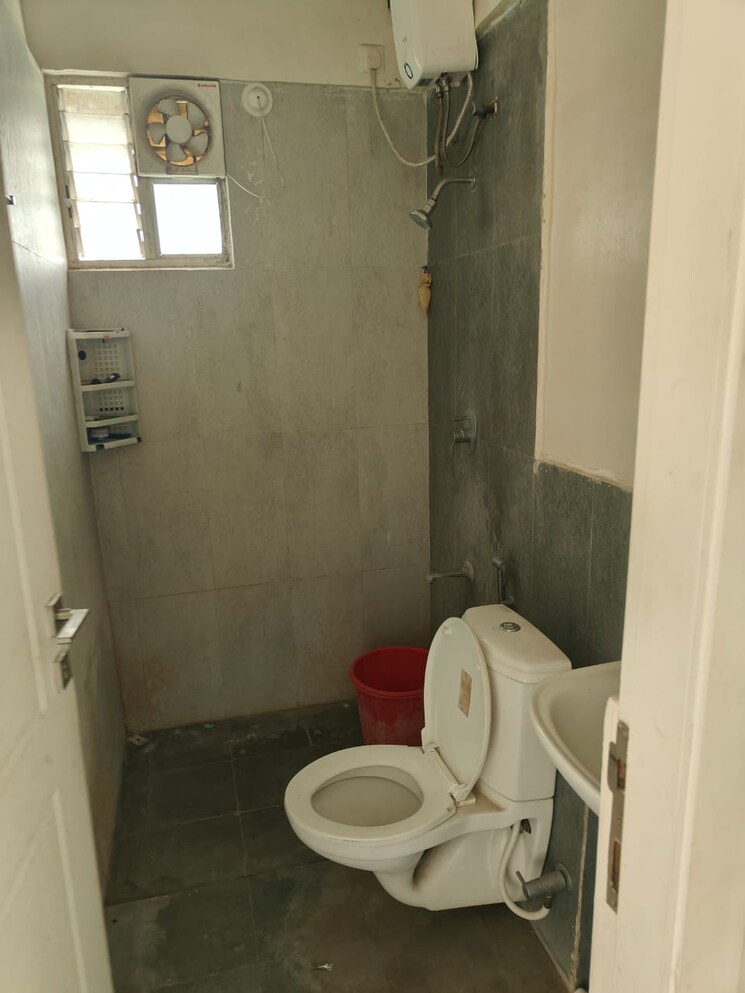 Bathroom, mittal-high-mont 2 Bedroom 800 Sq.Ft. Apartment In Hinjewadi Pune 9424832