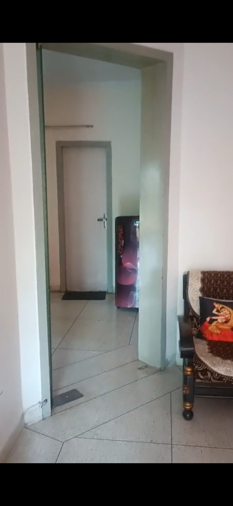 Living Room, samridhi-cghs-apartments 3 Bedroom 1600 Sq.Ft. Apartment In Sector 21c Faridabad 9424834