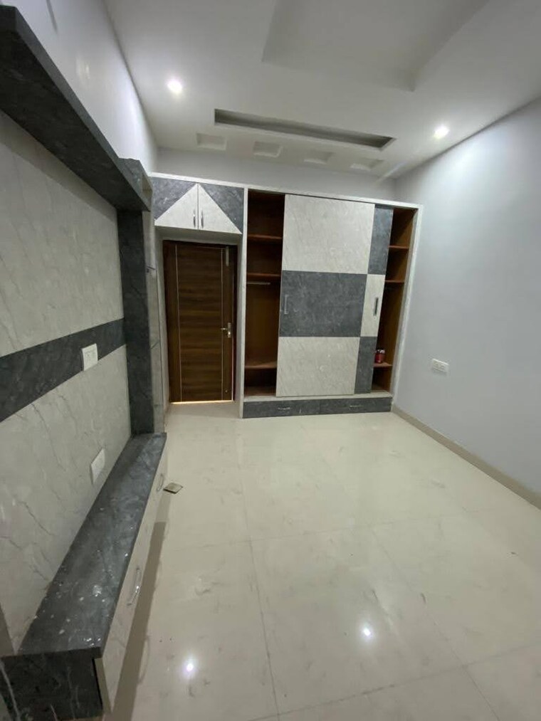 Room, ambala highway 3 Bedroom 128 Sq.Yd. Independent House In Ambala Highway Zirakpur 9424857