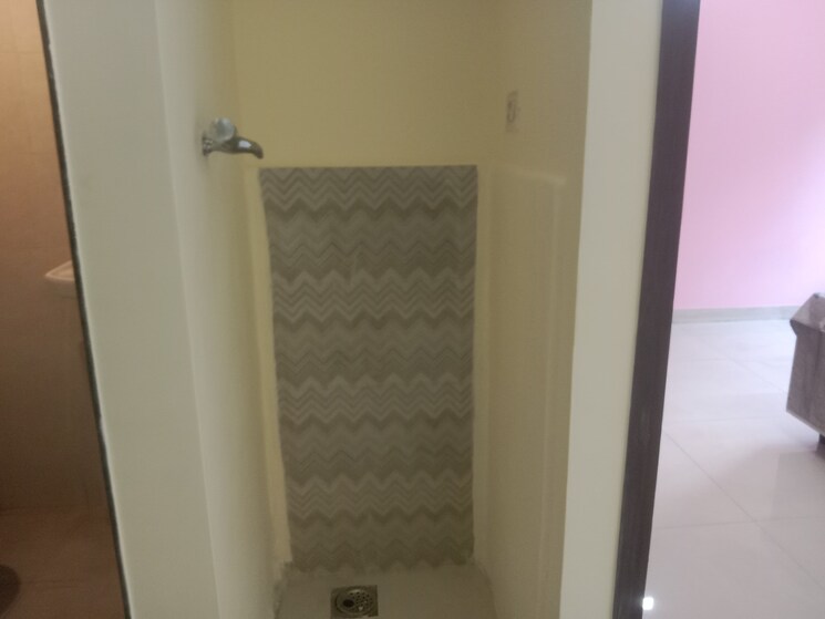 Bathroom, lodha-crown-quality-homes 1 Bedroom 390 Sq.Ft. Apartment In Majiwada Thane 9424862