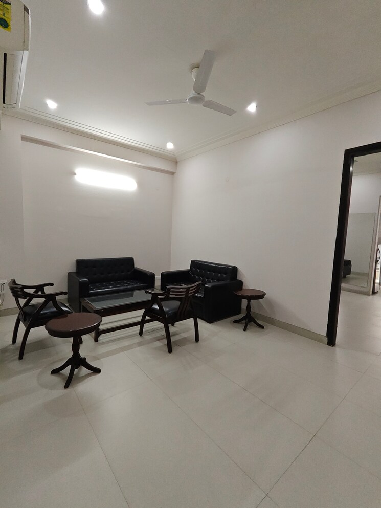 Gym, ansal-sushant-lok-i 1 Bedroom 540 Sq.Ft. Builder Floor In Sector 43 Gurgaon 9424867