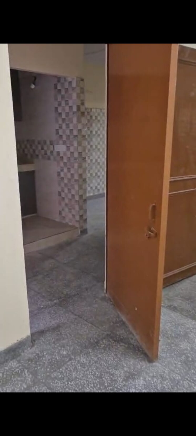 Bathroom, govindpuri 2 Bedroom 120 Sq.Yd. Independent House In Govindpuri Delhi 9424908