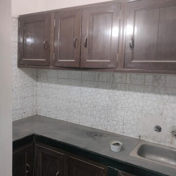 Furnished Amenities in 3 BHK Villa at Ompee Space Homes, Palam Vihar – for Rent