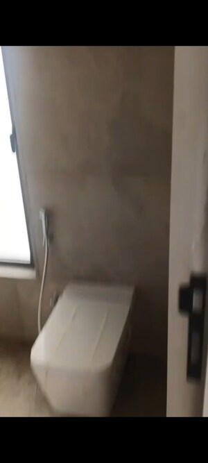 Furnished Amenities in 1 BHK Apartment at Gurukrupa Nirmalam, Bandra East – for Rent