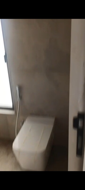 Furnished Amenities in 1 BHK Apartment at Gurukrupa Nirmalam, Bandra East – for Rent