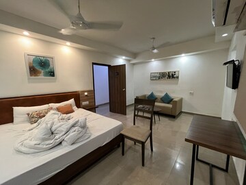 Studio Builder Floor For Rent in Greenwood City, Sector 40