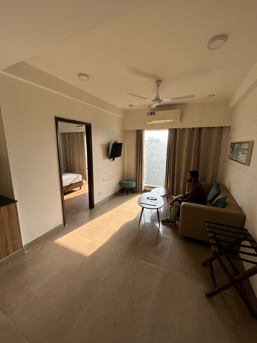 1 BHK + Study Room Builder Floor For Rent in Greenwood City