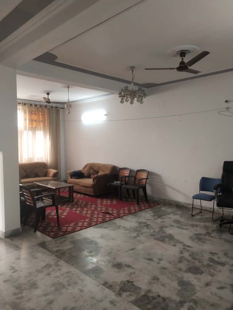 3 BHK + Study Room Villa For Rent in Century Apartments
