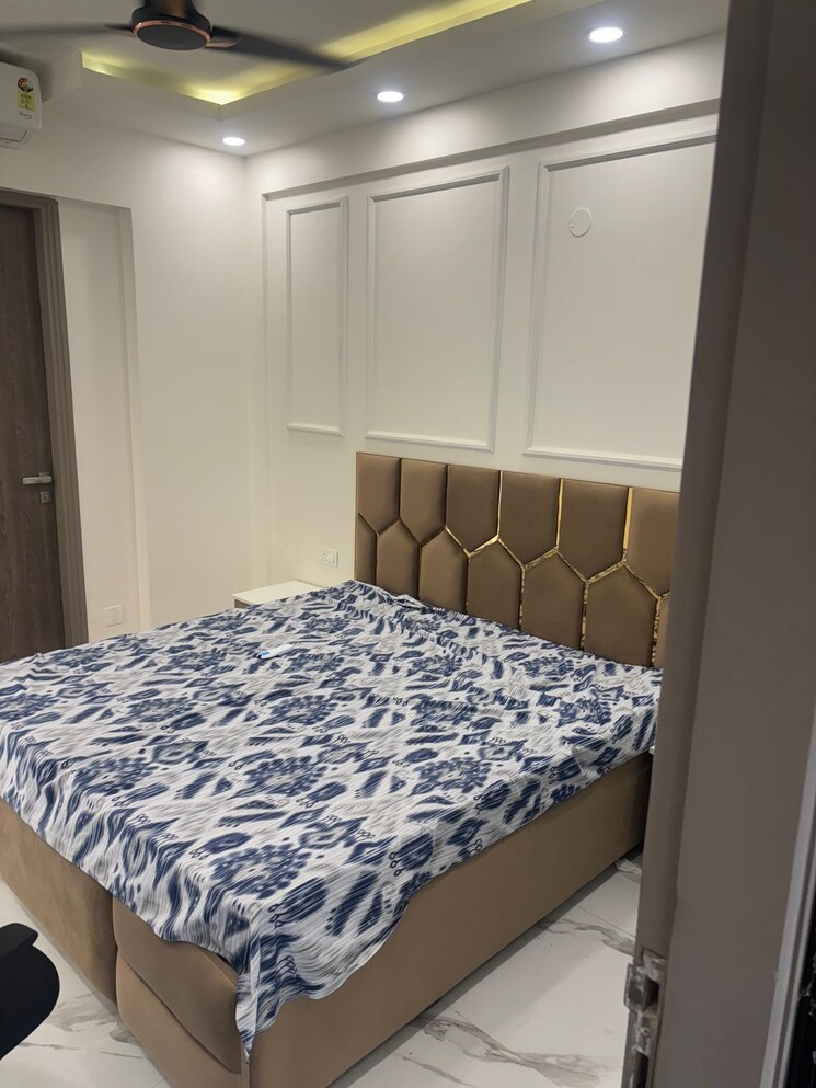 Bedroom, smart-world-one-dxp 3 Bedroom 1806 Sq.Ft. Apartment In Sector 113 Gurgaon 9424944