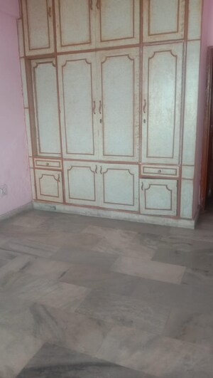 2 BHK Builder Floor For Rent in RWA Apartments Sector 12, Sector 12