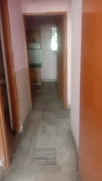 Building Lobby in 2 BHK Builder Floor at RWA Apartments Sector 12, Sector 12 – for Rent