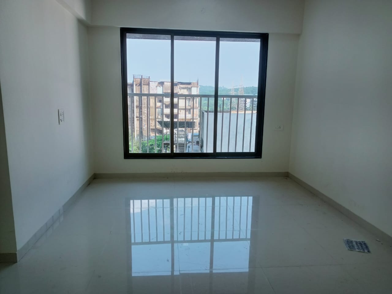 2 BHK Apartment For Rent in JP Decks