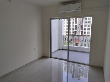 Room in 2 BHK Apartment at Godrej Elements, Hinjewadi – for Rent
