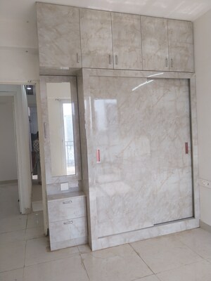 Furnished Amenities in 3 BHK Apartment at Signature Global Golf Greens, Sector 79 – for Rent