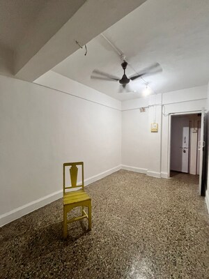 Room in 1 BHK Apartment at Andheri West – for Rent