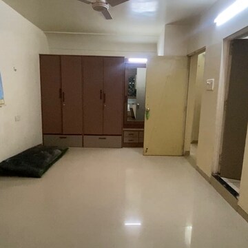 Room in 3 BHK Apartment at Aundh – for Rent
