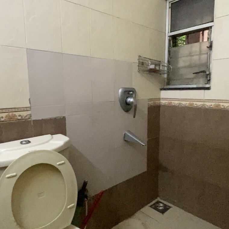 Bathroom, aundh 3 Bedroom 2500 Sq.Ft. Apartment In Aundh Pune 9424996