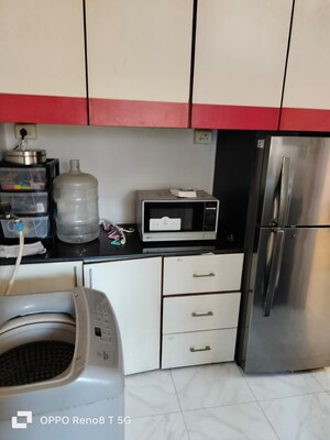 Furnished Amenities in 1 BHK Apartment at Andheri West – for Rent