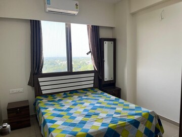Bedroom in 6+ BHK Independent House at Vastrapur – for Rent