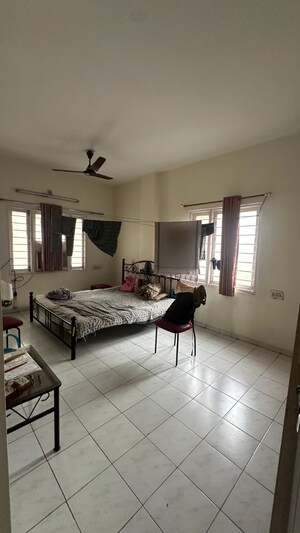 Bedroom in 6+ BHK Independent House at Vastrapur – for Rent
