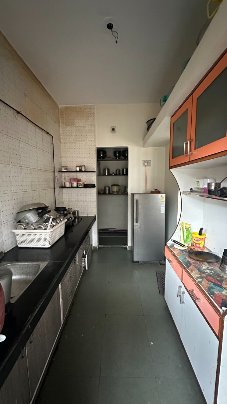 Kitchen, vastrapur 6+ Bedroom 700 Sq.Yd. Independent House In Vastrapur Ahmedabad 9425016