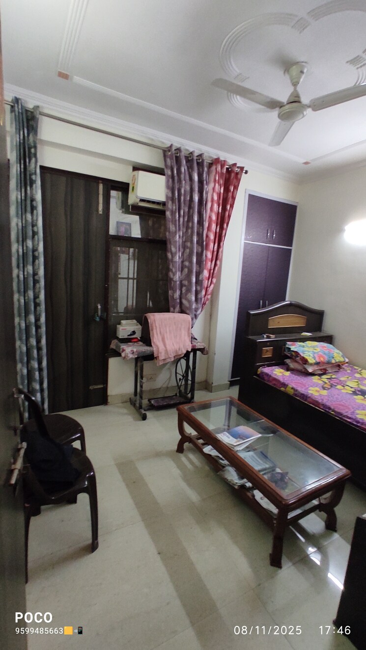 Gym, mehrauli 2 Bedroom 630 Sq.Ft. Builder Floor In Mehrauli Delhi 9425031