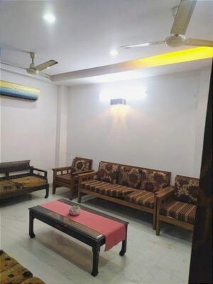 Living Room in 3 BHK Builder Floor at Kailash Colony – for Rent