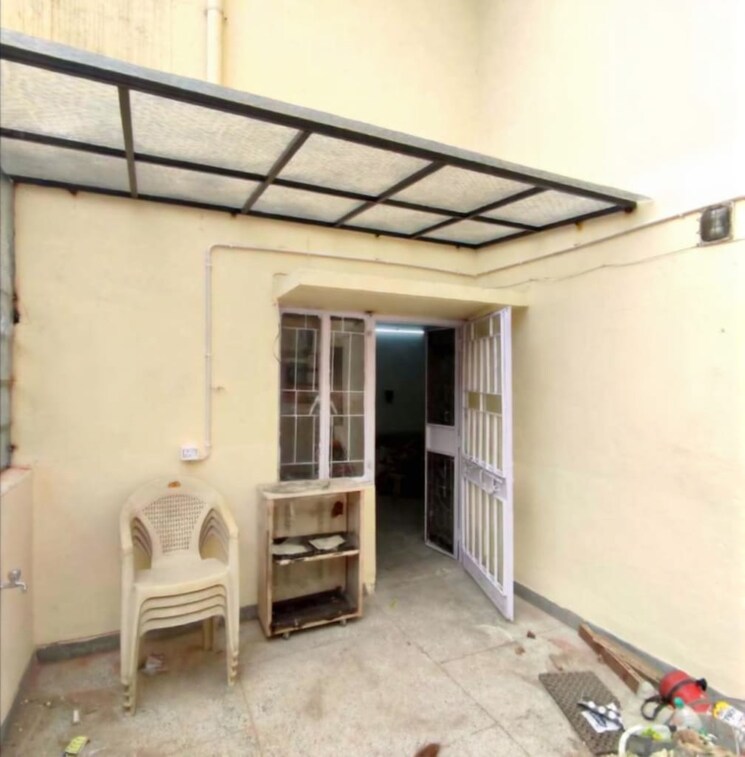 Room, dda-rosewood-apartments 3 Bedroom 1450 Sq.Ft. Apartment In Vasant Kunj Delhi 9425049