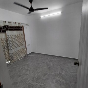 Room in 1 BHK Apartment at Shraddha Evoque, Sonapur – for Rent