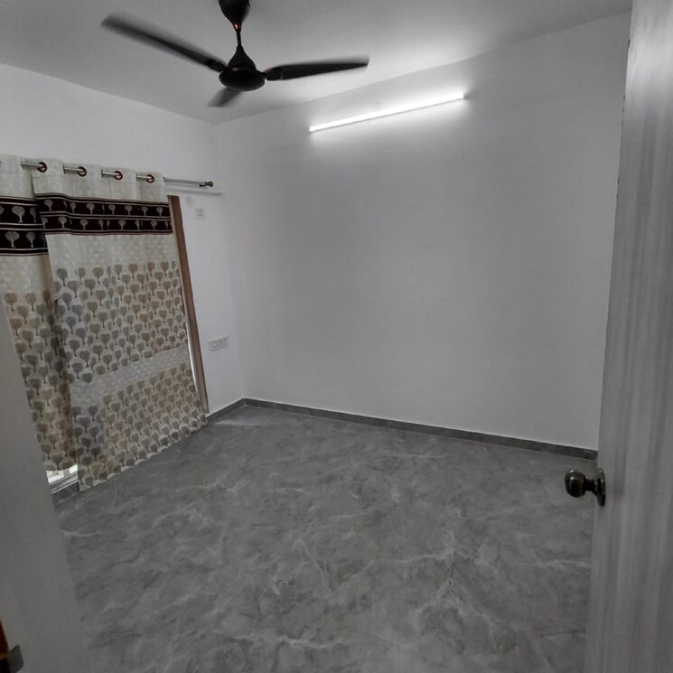 Room, shraddha-evoque 1 Bedroom 415 Sq.Ft. Apartment In Sonapur Mumbai 9425061