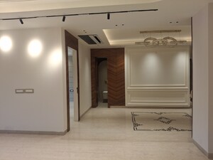 Room in 5 BHK Builder Floor at Ansal Sushant Lok I, Sector 43 – for Sale