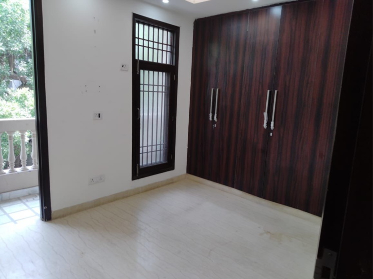 Room, malviya nagar 2 Bedroom 100 Sq.Yd. Builder Floor In Malviya Nagar Delhi 9425066