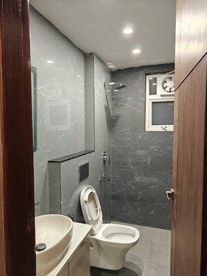 Bathroom in 1 BHK Builder Floor at Malviya Nagar – for Rent