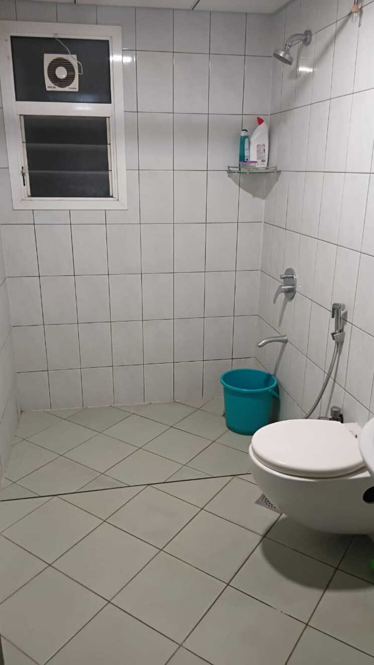Bathroom, sai-poorna-luxuria 2 Bedroom 1540 Sq.Ft. Apartment In Haralur Road Bangalore 9425075