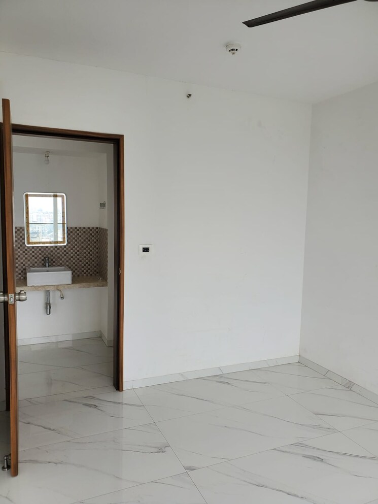 Room, nahar-f-residences 2 Bedroom 983 Sq.Ft. Apartment In Balewadi Pune 9425088