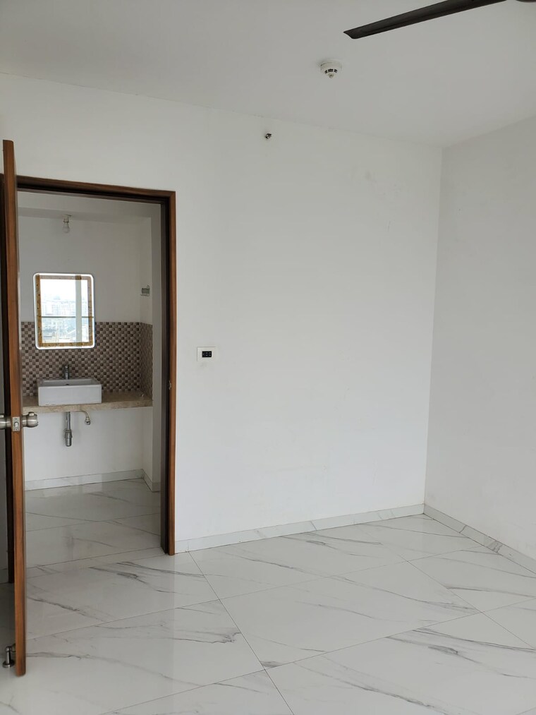 Room, nahar-f-residences 2 Bedroom 983 Sq.Ft. Apartment In Balewadi Pune 9425088