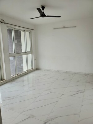 Room in 2 BHK Apartment at Nahar F Residences, Balewadi – for Rent
