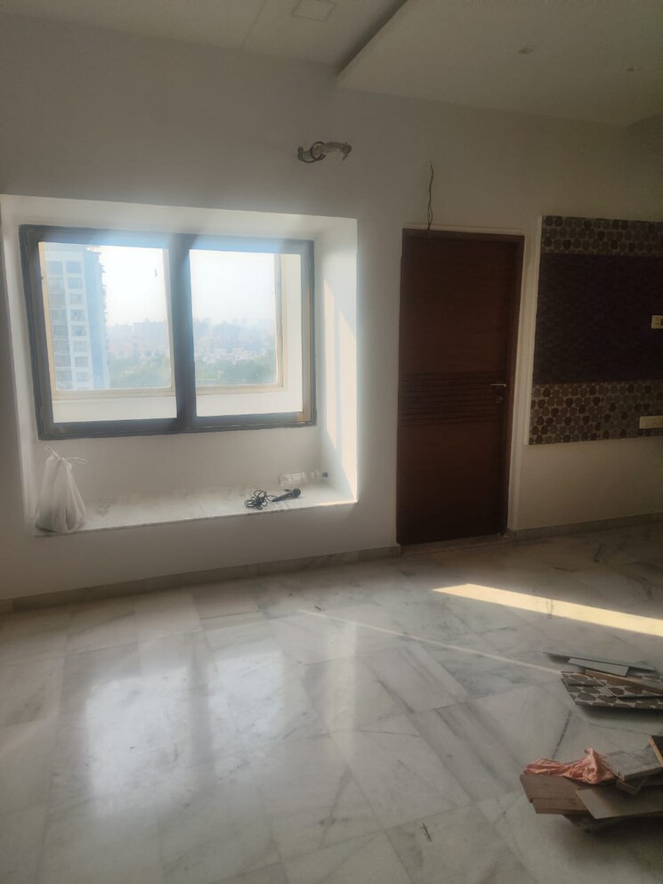 Room, shyamal 3 Bedroom 2800 Sq.Ft. Apartment In Shyamal Ahmedabad 9425091