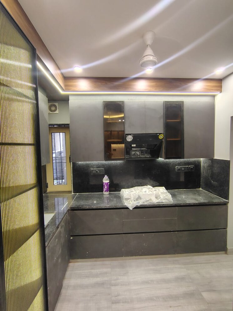 Living Room, lajpat nagar iii 4 Bedroom 305 Sq.Yd. Builder Floor In Lajpat Nagar Iii Delhi 9425130