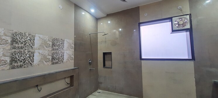 Bathroom, sector 7 3.5 Bedroom 240 Sq.Ft. Independent House In Sector 7 Faridabad 9425131