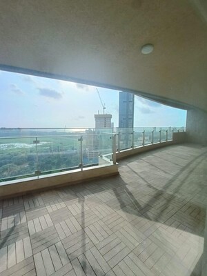 Swimming Pool in 3 BHK Apartment at Lokhandwala Minerva Mahalaxmi, Mahalaxmi – for Rent