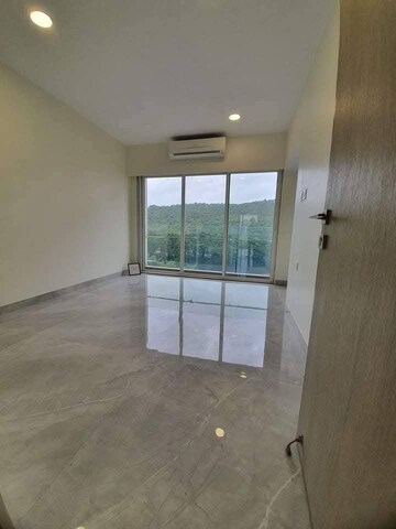 Bedroom in 3 BHK Apartment at Neelkanth Lake View, Pokhran Road No Two – for Rent