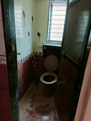 Bathroom in 1 BHK Apartment at Dombivli West – for Rent