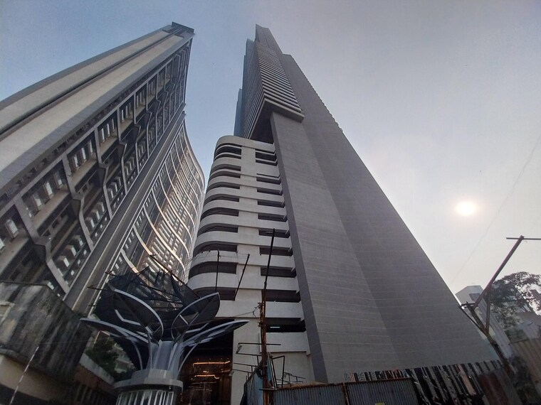 Exterior View, lokhandwala-minerva-mahalaxmi 3 Bedroom 1690 Sq.Ft. Apartment In Mahalaxmi Mumbai 9425145