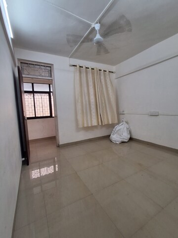 Room in 2 BHK Apartment at Chembur – for Rent