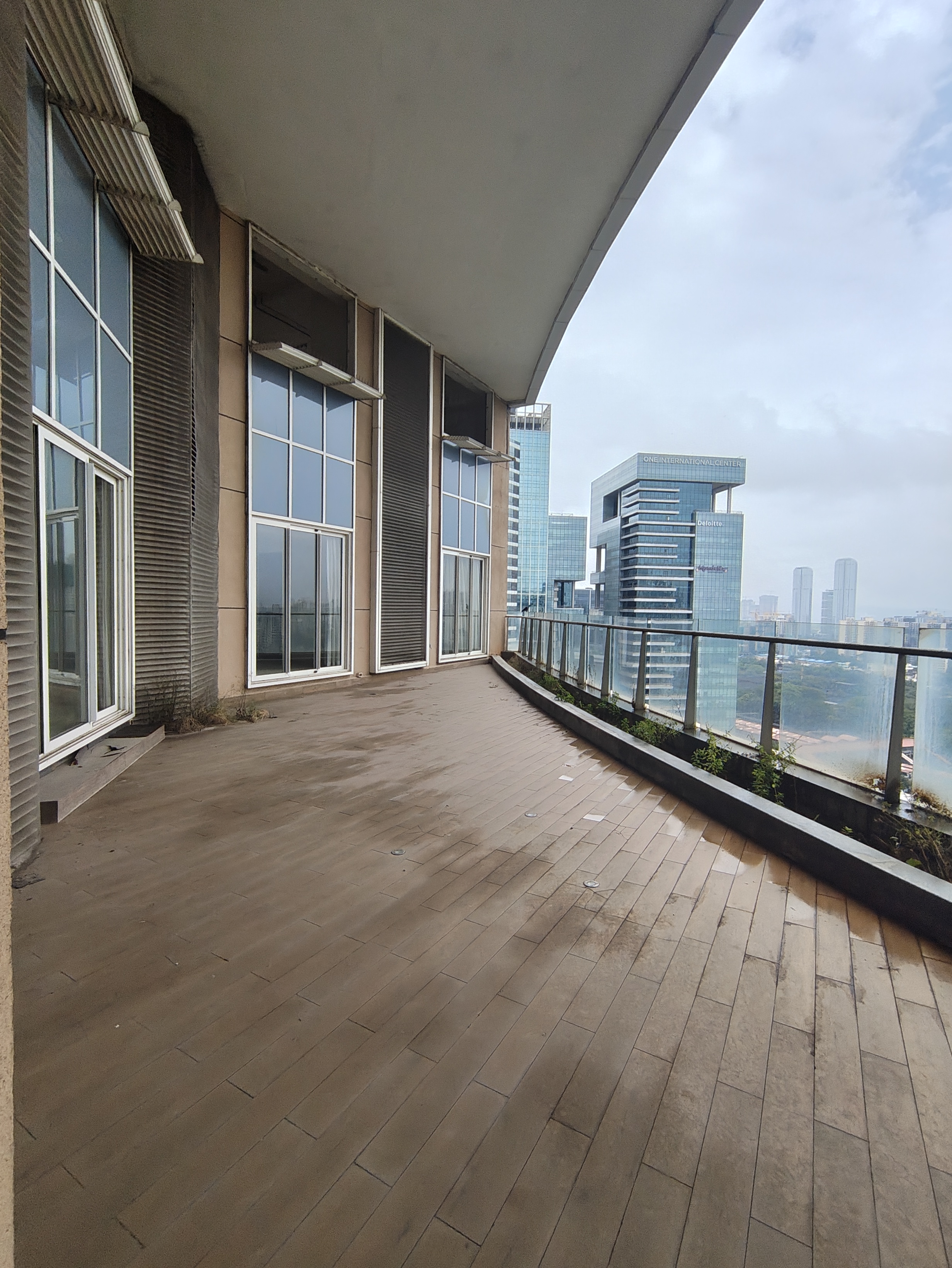 4 BHK 4100 Sq.Ft. Apartment in Indiabulls Sky